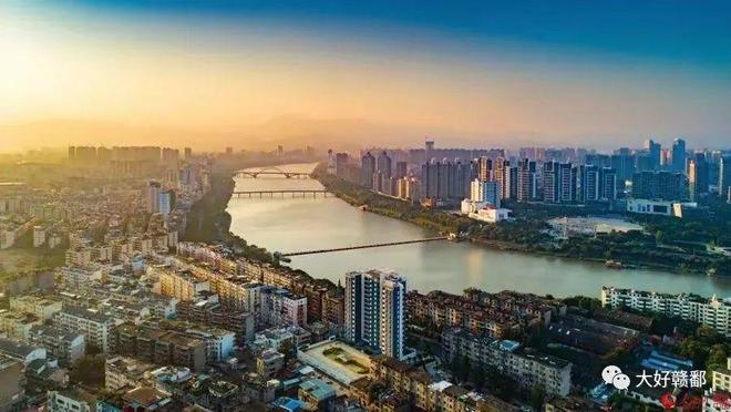 江西之光，学习变化的力量与自信的征程之旅